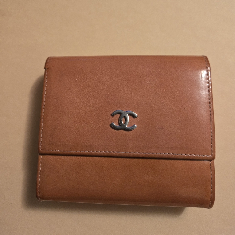 ** on hold ***Authentic designer wallet bundle of 5 wallets